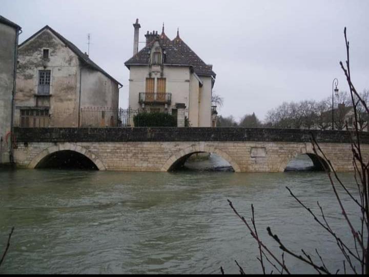 Is Guest house Is-sur-Tille